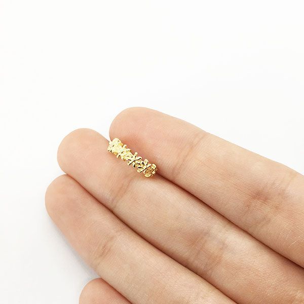 Piercing de Pressão Flores Folheado